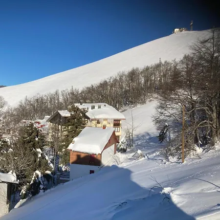 아파트 Il Belvedere Del Terminillo
